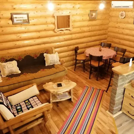 Апартаменты Zuti Leptir