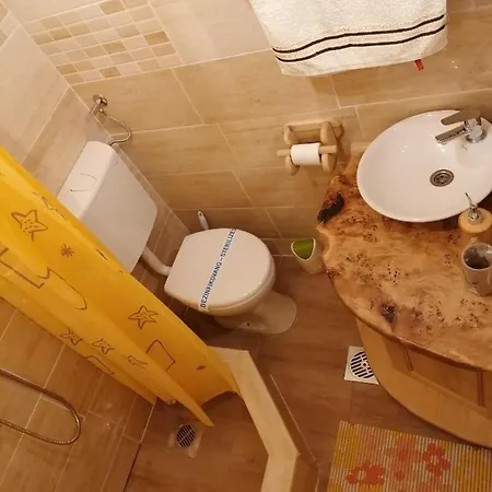 Zuti Leptir Врдник